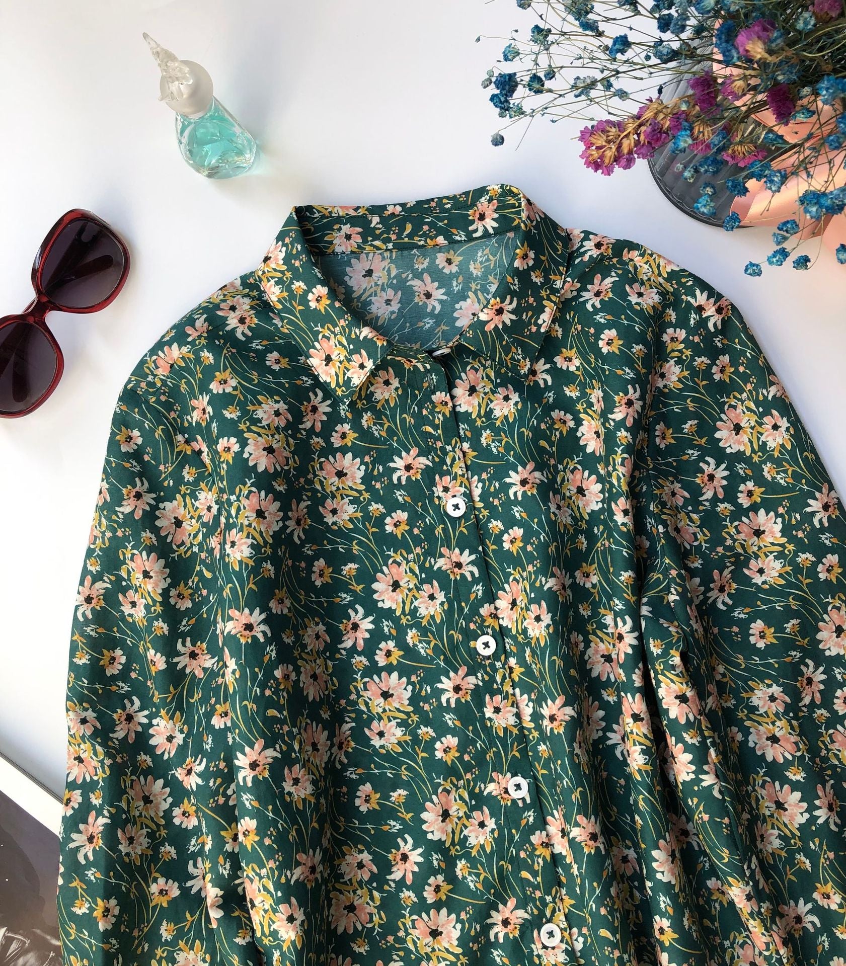Romantic Long-Sleeved Green Floral Silk Cotton Shirt