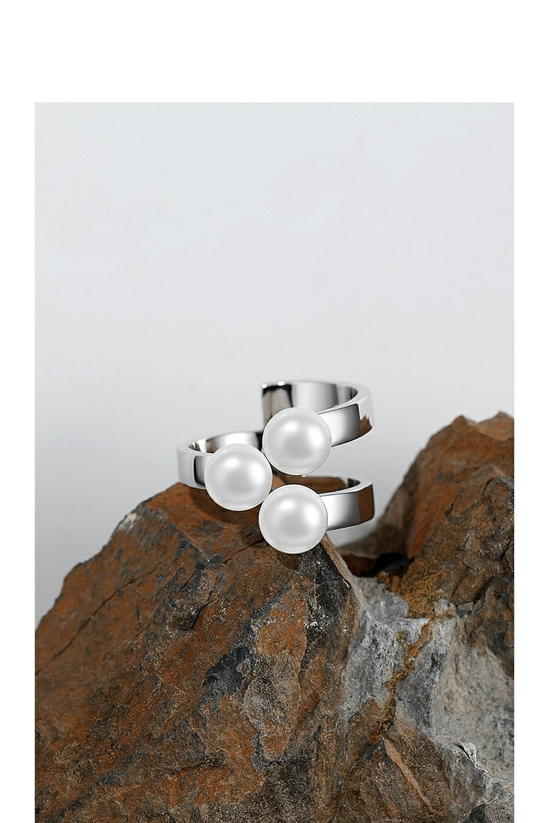 Tre Luna Silver Ring by Notteluna