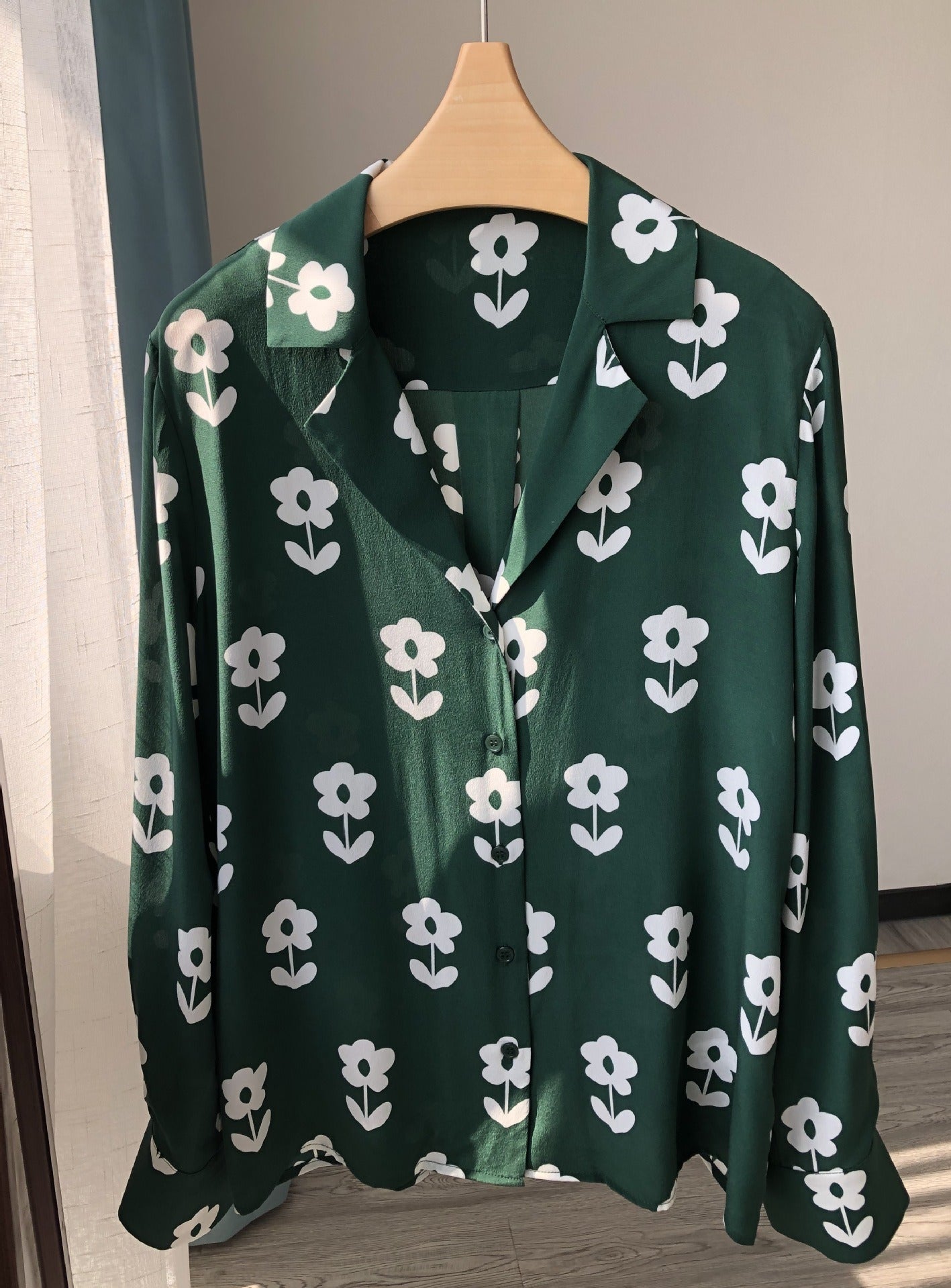 Crepe de Chine Green Shirt - by Gioventù