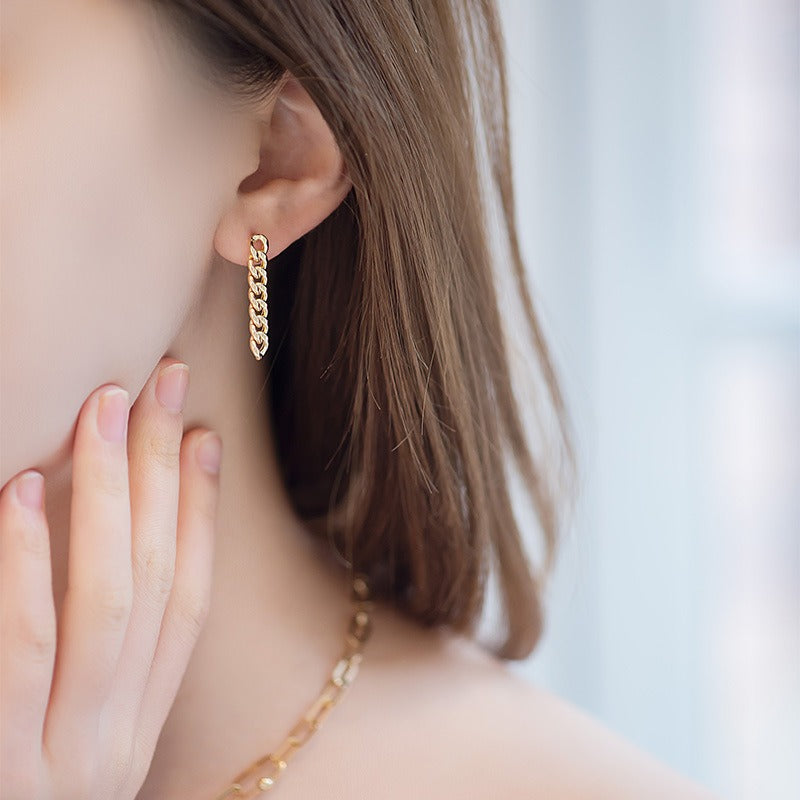 Chain Earrings by Mozaiku - Fine Gold