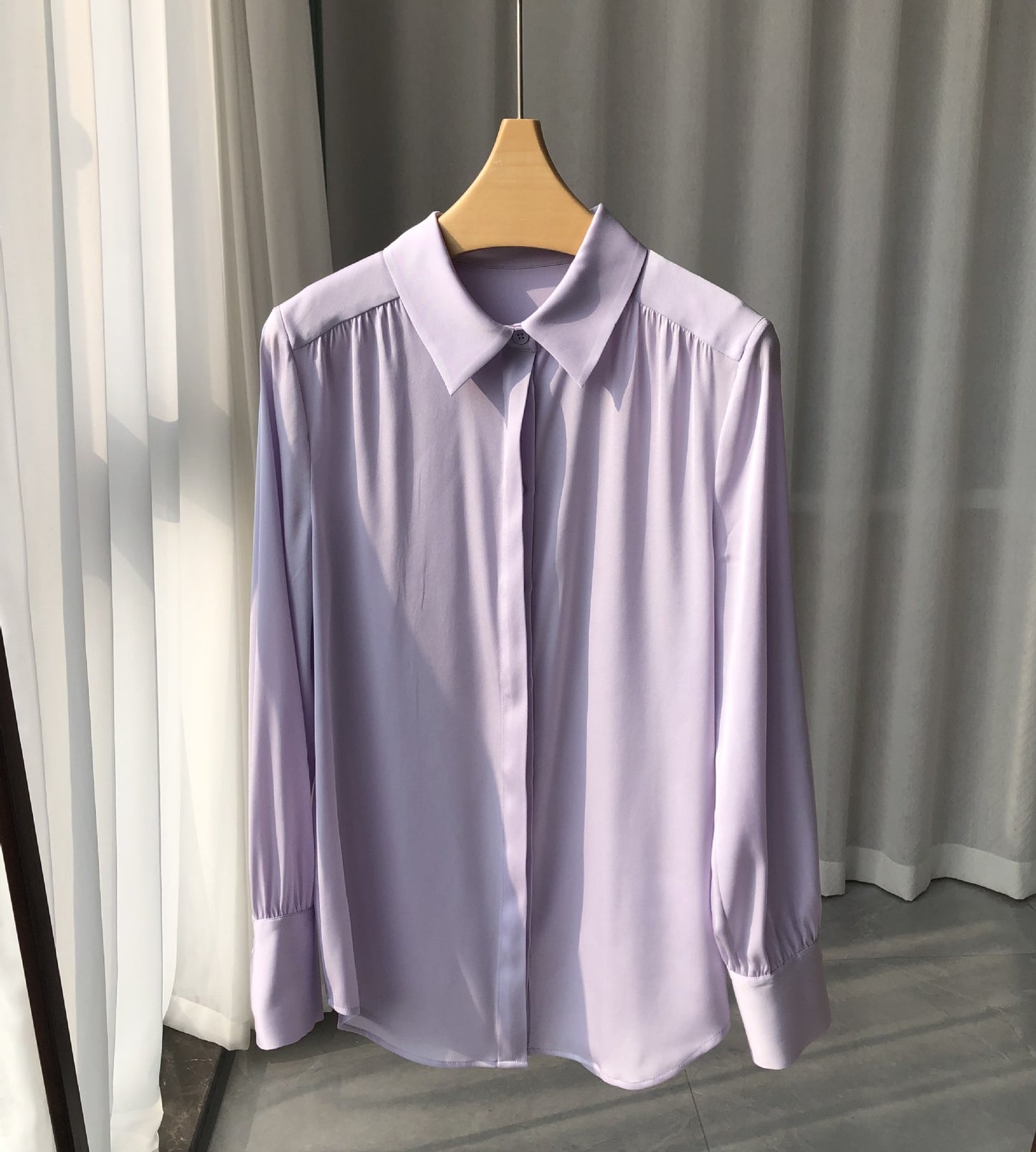 Womens V Neck Roll up Sleeve Button Down Blouses Tops elegant and simple style shirred silk long-sleeved shirt
