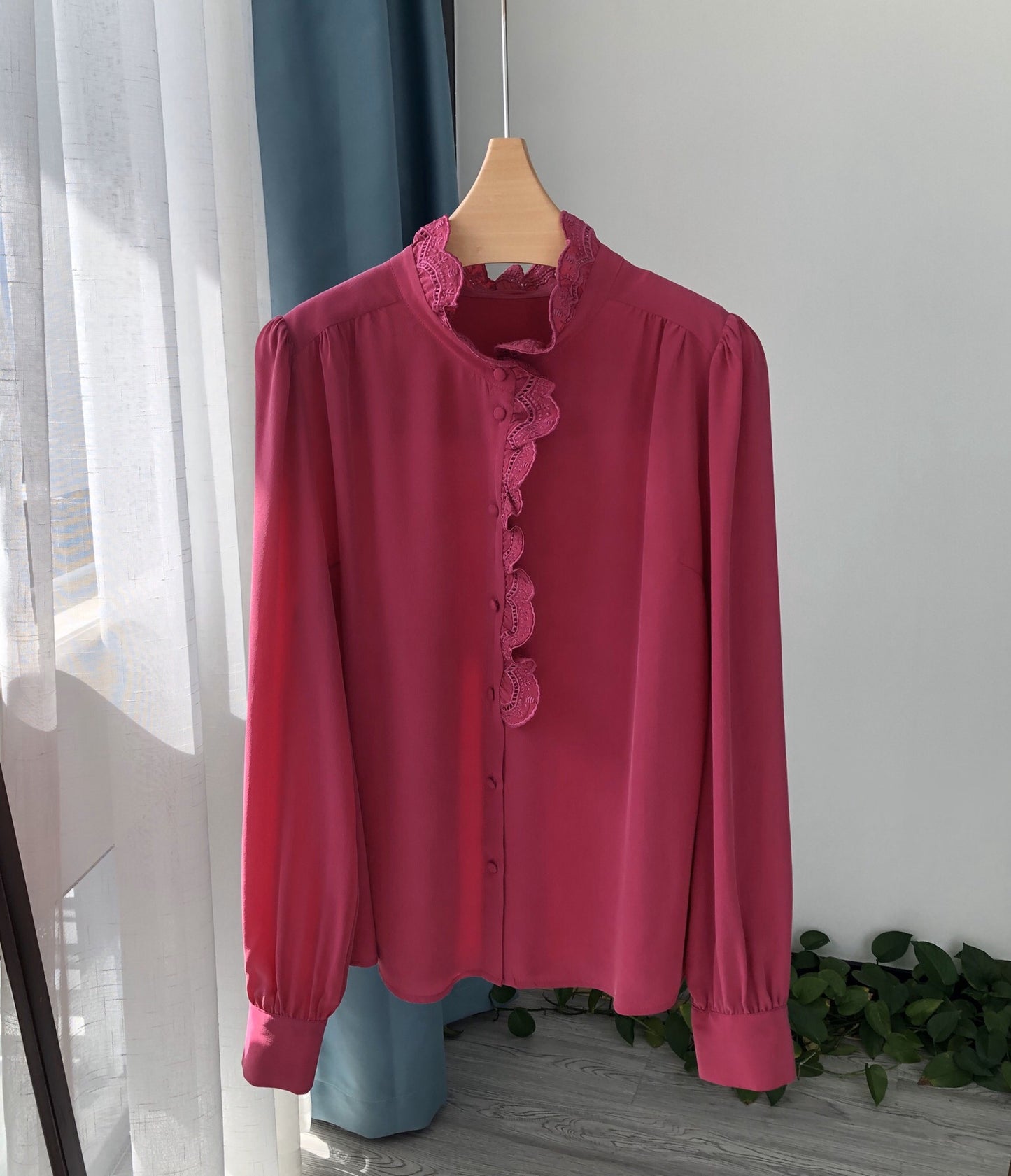 Mulberry Silk Button Down Women's Shirt Beautiful Embroidered Petal Collar Silk Long Sleeve Stain Blouses and Tops for Ladies