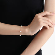 Stars - gold chain and akoya pearls bracelet.