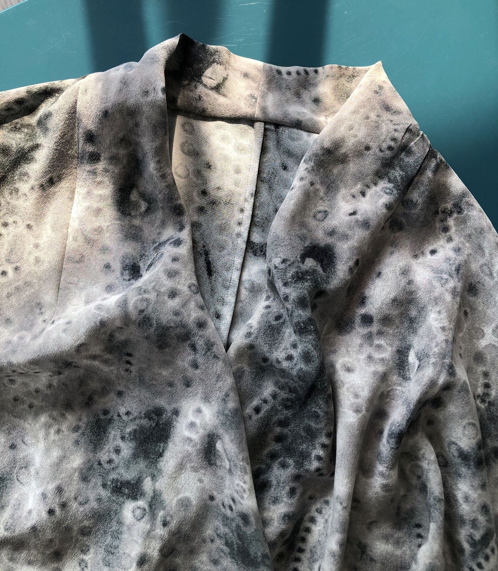 Sand washed Silk Retro Lime Bubble Water Print Silk Shirt