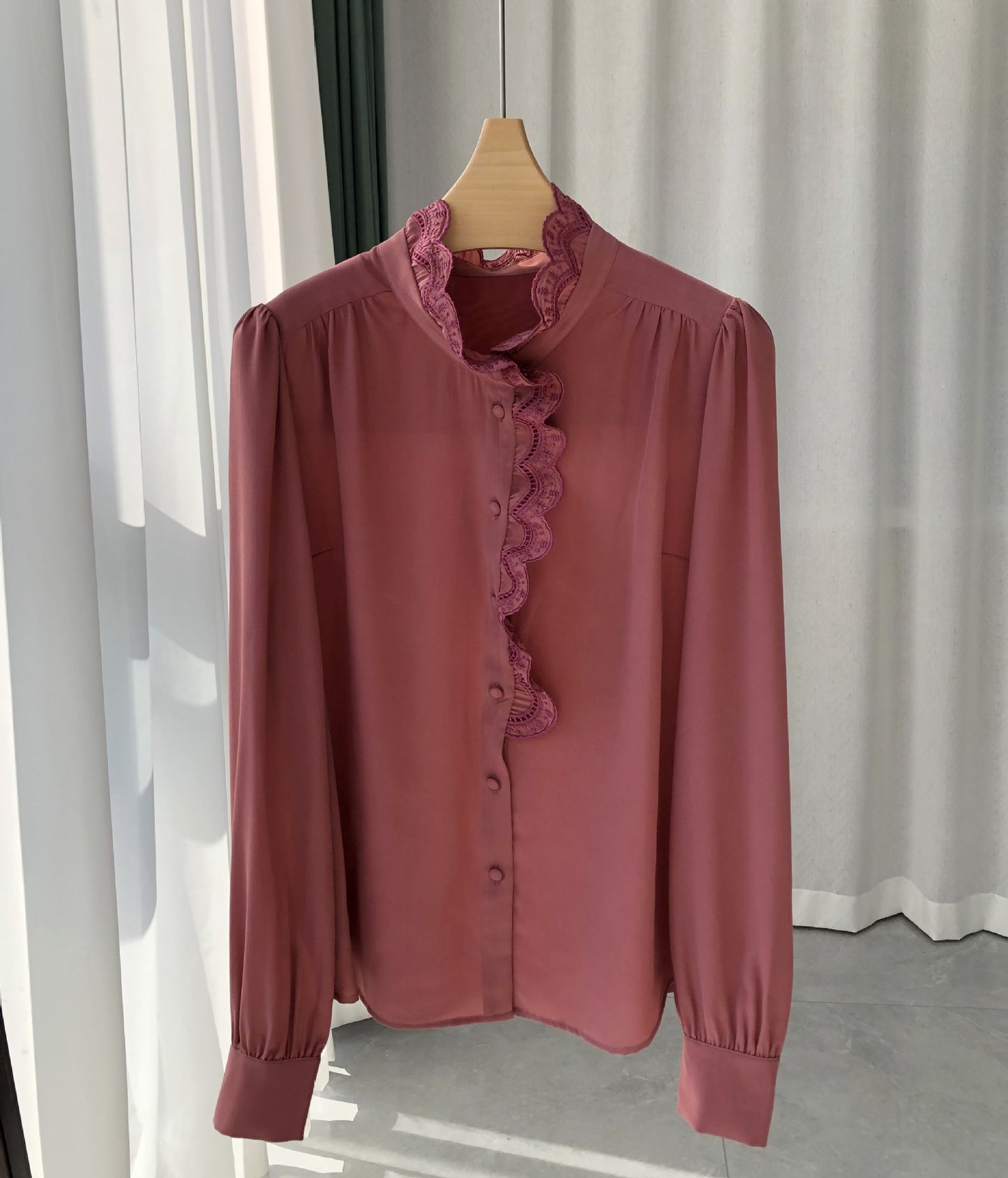 Mulberry Silk Button Down Women's Shirt Beautiful Embroidered Petal Collar Silk Long Sleeve Stain Blouses and Tops for Ladies